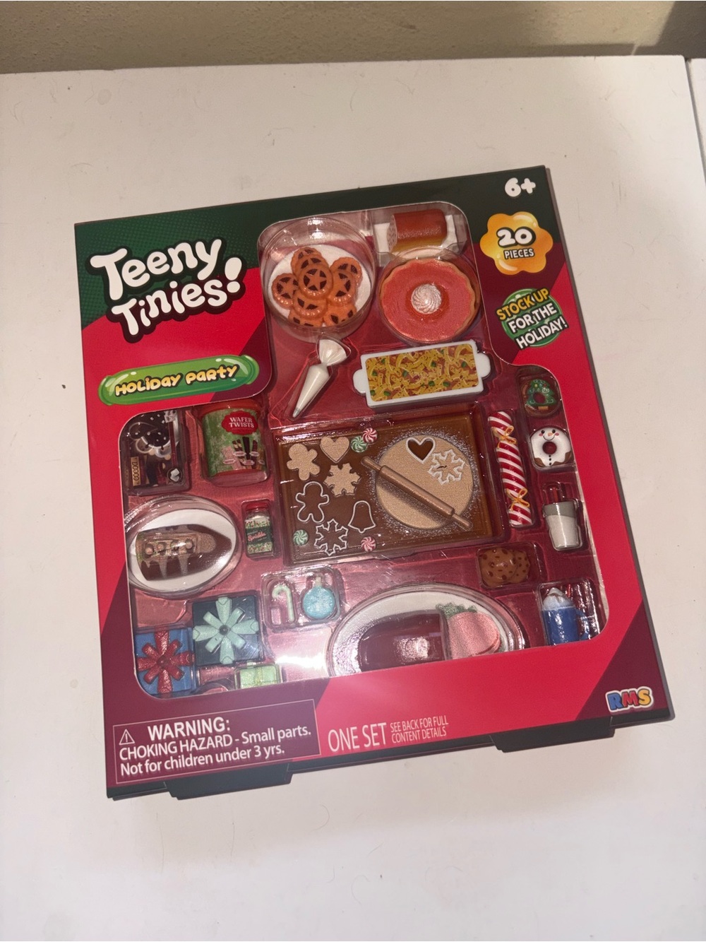 RMS Teeny Tinies Holiday Party 20-Piece Play Set